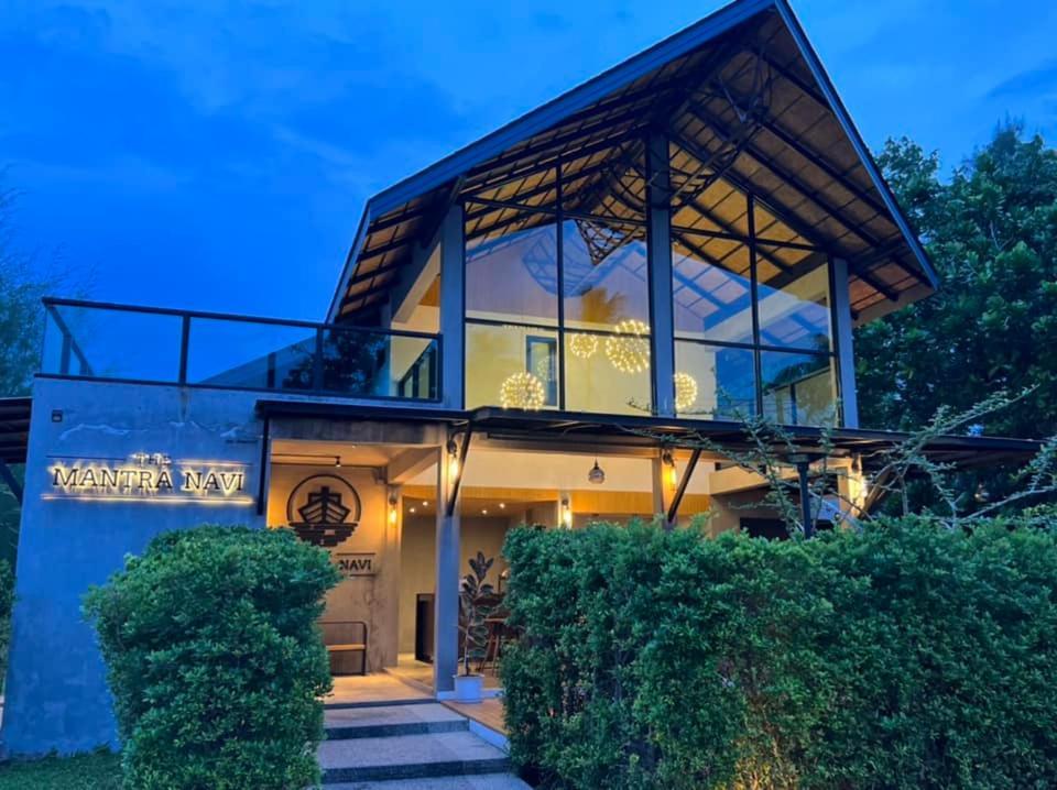 Hotel The Mantra Navi Ko Lanta Exterior foto